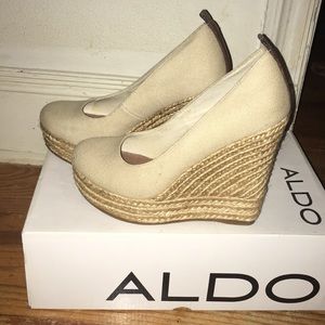 Aldo Wedges